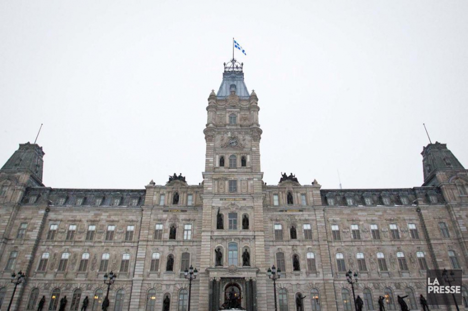 Le Barreau veut faire invalider les lois du Québec | Hugo de Grandpré | Politique québécoise