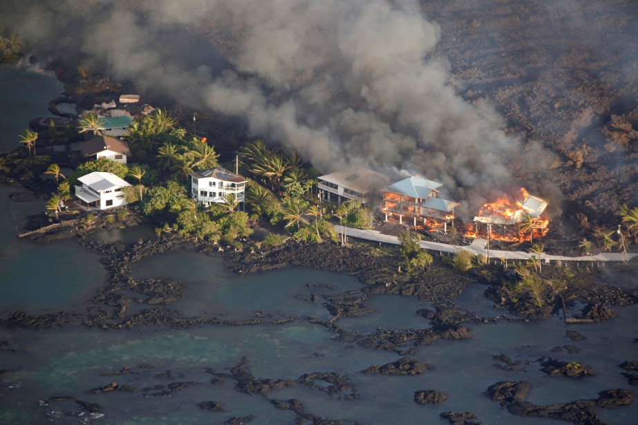 Hawaii des centaines de maisons détruites par la lave du volcan