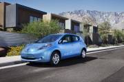 Mitsubishi i-Miev c. Nissan Leaf: Les survoltées de la route - image 2.0 La Leaf est plus spacieuse, plus confortable,... (Photo Éric LeFrançois, collaboration spéciale) - image 2.0