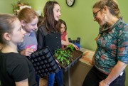Mangez local: De la ferme à l'école - Image 16.0 Le programme axé sur l'animateur ... (PHOTO ANDRÉ PICHETTE, LA PRESSE) - 16.0