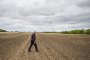 Pesticides: "Ils nous ont dit qu'ils n'étaient pas dangereux" - 5.0 images Agriculteurs ... (PHOTO MARTIN TREMBLAY, UNE PRESSE) - Image 5.0