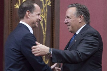 Le gouvernement Legault fait de la taxe scolaire une priorité