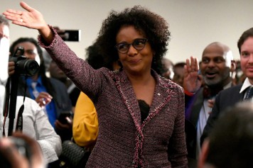 Réfugiés: Michaëlle Jean appelle à l'indulgence