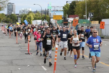 Marathon de Montréal : le départ donné avec 50 minutes de retard