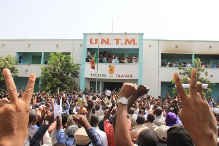Mali: manifestation contre la junte à Bamako