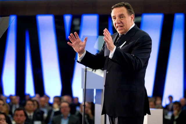 Accueil poli pour François Legault | Jean-Philippe Décarie ...