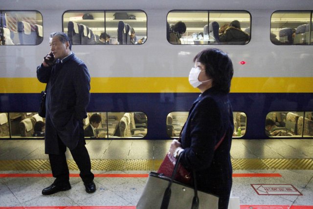 Le service du métro de Tokyo a été... (PHOTO YUYA SHINO, REUTERS)