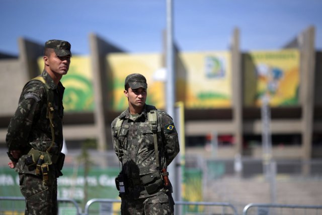 Brésil: manifestations en marge de la Coupe des Confédérations Les autorités de Belo Horizonte, capitale du Minas... (PHOTO UESLEI MARCELINO, REUTERS)