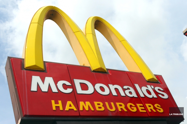 McDonald's prêt à payer 3,7 millions après des plaintes de salariés En 2014, plusieurs employés avaient déposé des plaintes... (Archives, La Tribune)