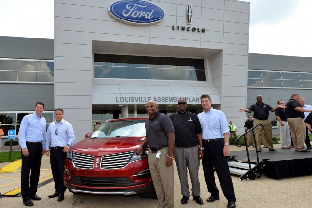 Trump se vante d'avoir évité une délocalisation d'usine Ford... que Ford n'a jamais eu l'intention de déménager Le président désigné Donald Trump affirme avoir convaincu... (Photo : Ford)
