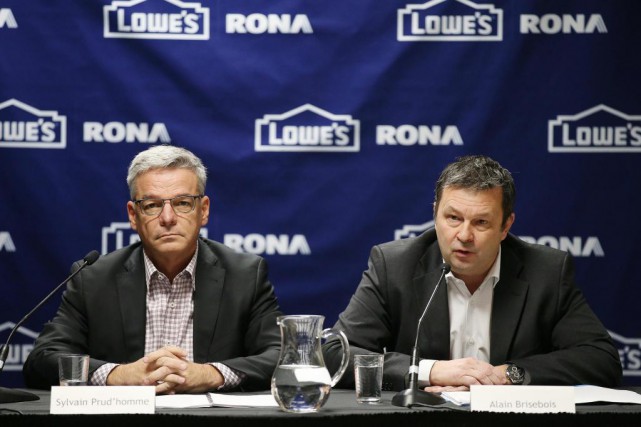 La vente de Rona à Lowe's revient hanter le gouvernement Couillard L'enquête, commanditée par l'Association québécoise de la quincaillerie... (Photo Martin Chamberland, La Presse)