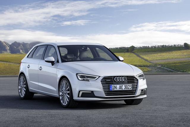 le luxe électrifié: des voitures cossues et hybrides | Éric
