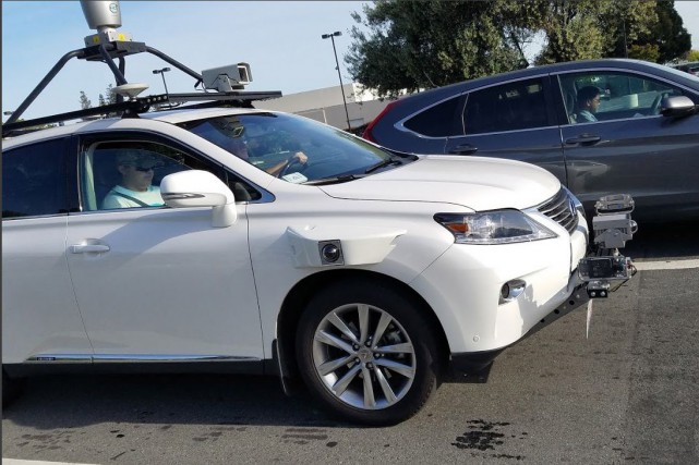 voitures autonomes: une apple car verra-t-elle le jour? | julie
