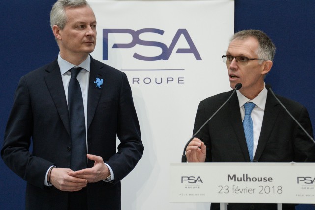 FRANCE-INDUSTRY-POLITICS-TRANSPORT Le PDG de PSA Peugeot-Citroen, Carlos Tavares (à... (Photo : AFP)