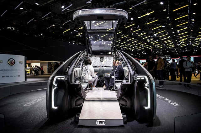 la voiture autonome bouleverse les codes du luxe | daniel aronssohn