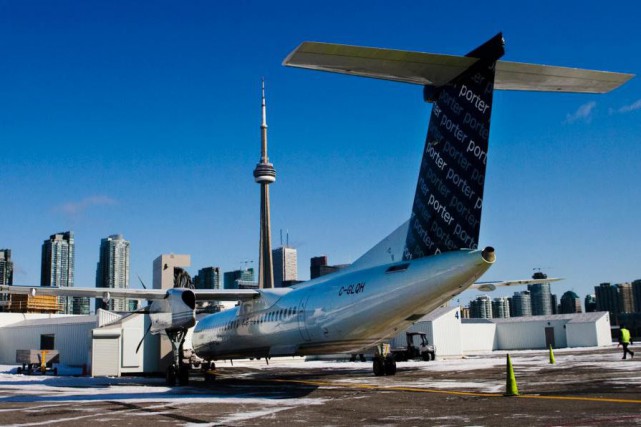 Bourse du carbone: des billets d'avion moins chers au Québec qu'en Ontario