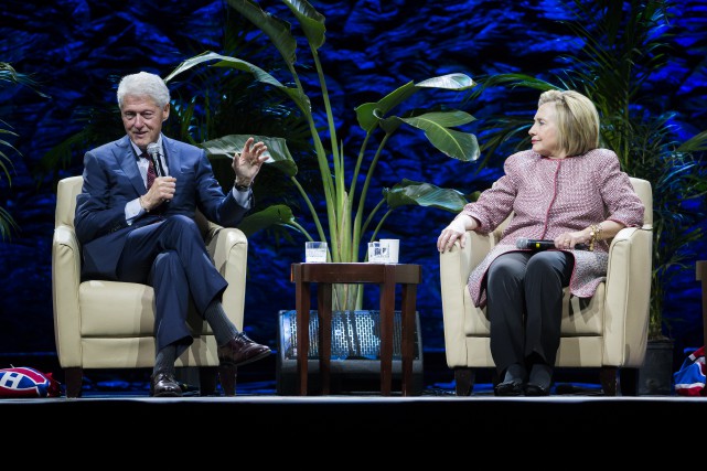 Bill et Hillary Clinton à Montréal: le Canada est une inspiration