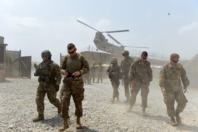 Trump annonce un retrait «important» de troupes d'Afghanistan
