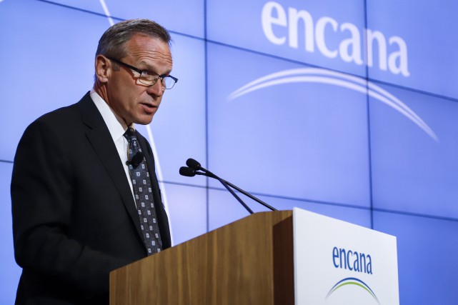 Encana vend des actifs pour 165 millions Encana president and CEO Doug Suttles addresses the... (PHOTO JEFF MCINTOSH, THE CANADIAN PRESS)