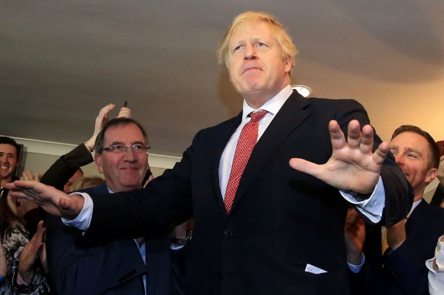 Boris Johnson appelle à l'unité dans les terres arrachées aux travaillistes