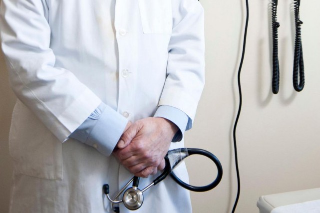 Médecins sanctionnés : « forfaits » de prise en charge et cancer oublié