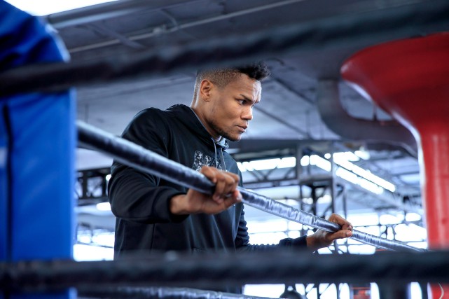 Eleider Alvarez n'a pas le droit à l'erreur contre Michael Seals