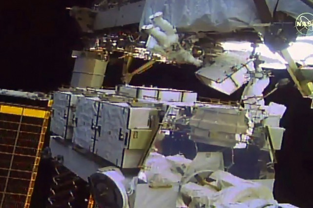 Deuxième sortie toute féminine dans l'espace de la NASA