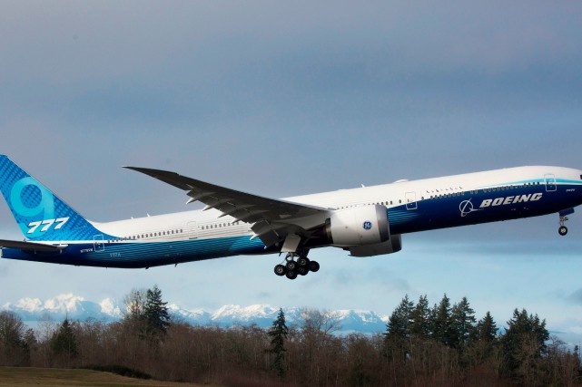 Le Boeing 777X décolle pour son vol inaugural