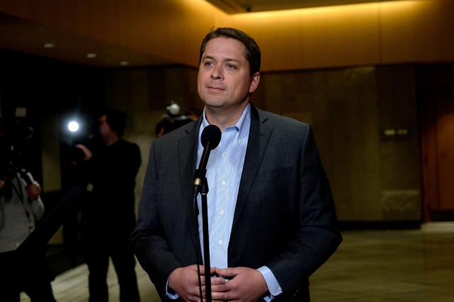 Frais de scolarité de ses enfants: un dossier interne, dit Scheer
