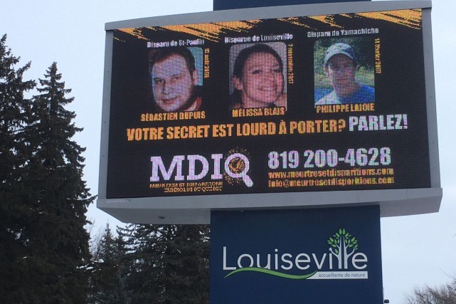 Des photos de personnes disparues à l'hôtel de ville de Louiseville