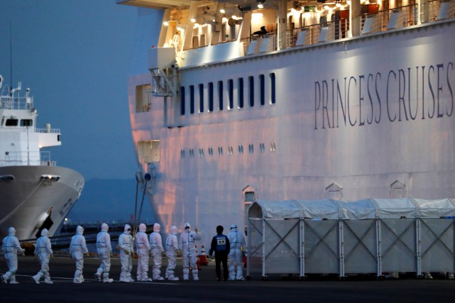 Coronavirus: l'épidémie s'aggrave sur le bateau de croisière