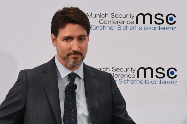 Blocages ferroviaires: Trudeau défend sa gestion de crise