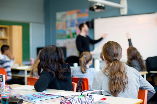 Les offres patronales rendront les profs malades, dit la FAE