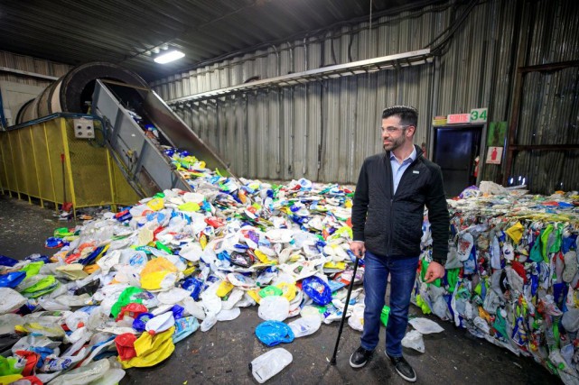 Remplacer le béton par du plastique recyclé?