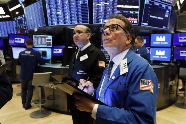 Wall Street replonge, craintes renforcées sur le coronavirus