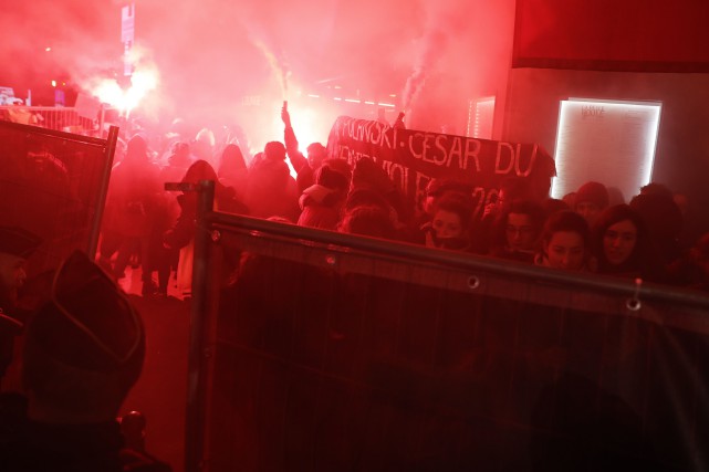 Manifestation anti-Polanski avant la cérémonie des Césars