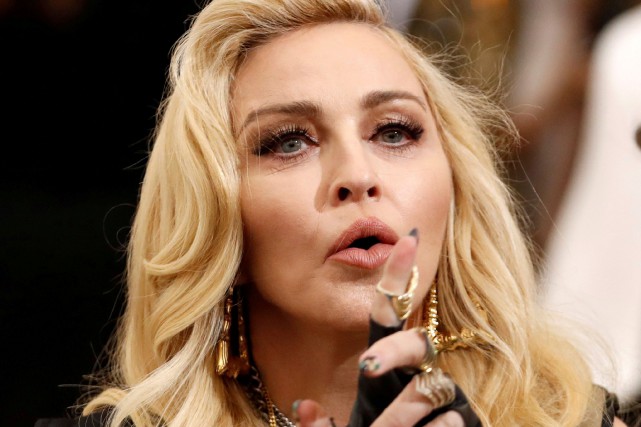 Madonna contrainte d'annuler un concert à Paris pour blessure