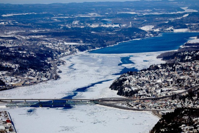 GNL Québec: les chambres de commerce dénoncent un «climat d'incertitude»