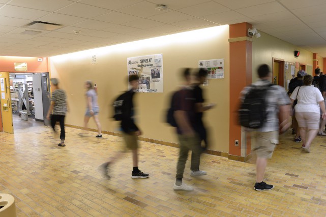 Une pétition lancée pour étendre la loi 101 au cégep