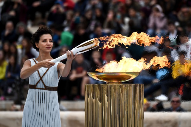 Coronavirus: la cérémonie d'allumage de la flamme olympique sans spectateurs