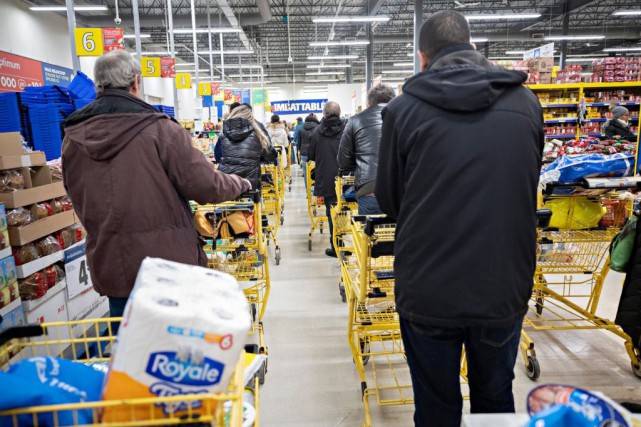 Les épiciers ne manquent de rien, assurent-ils