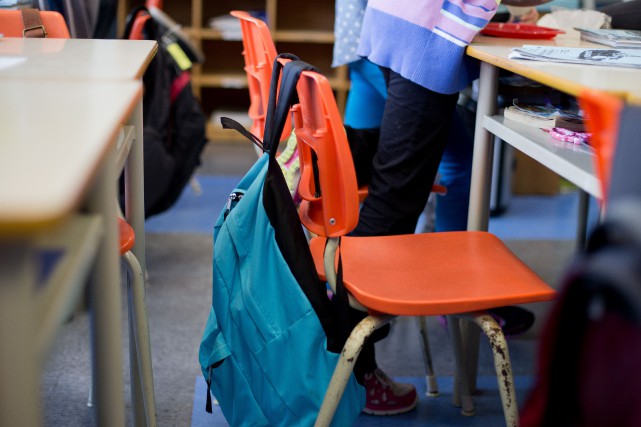 Confusion autour de l'ouverture des écoles lundi