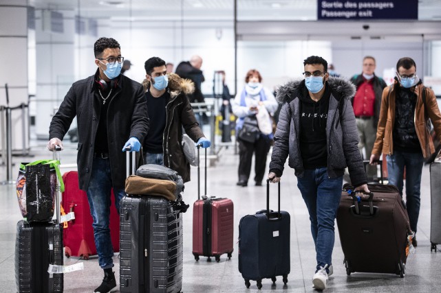 Les voyageurs de retour peuvent prendre l'air, confirment les autorités