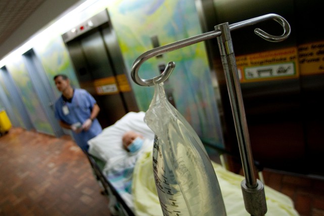 L'Hôpital Pierre-Le Gardeur n'a pas interdit les massages cardiaques