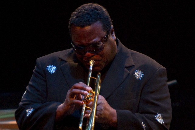 Le trompettiste Wallace Roney succombe à la COVID-19