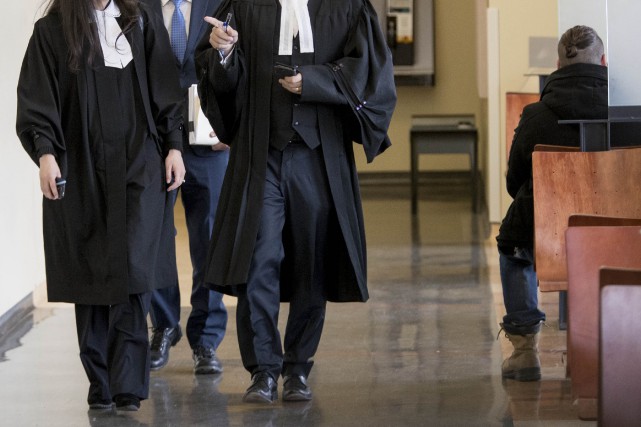 Les tribunaux interpellés pour la défense du droit des médias