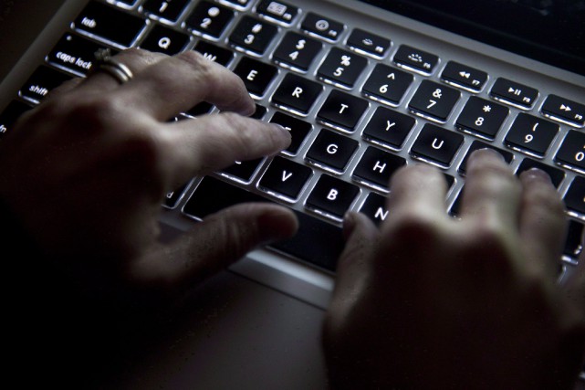 Des fraudeurs ciblent les Canadiens anxieux