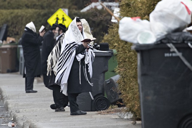 Boisbriand: des juifs manifestent contre leur confinement