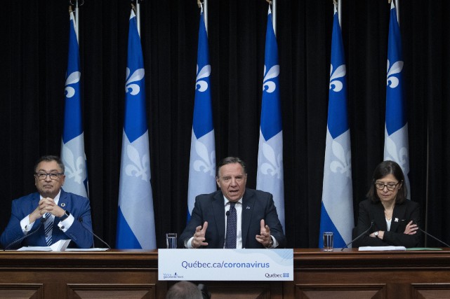 Encore «des mois» de distanciation sociale au Québec