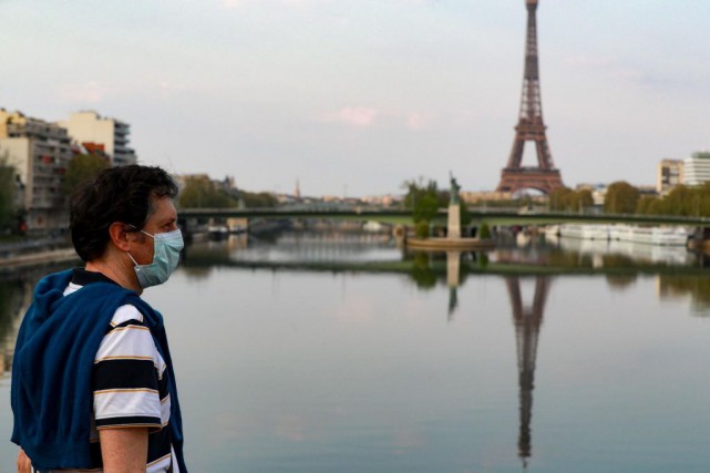 Confinés, les Français pensent qu'on leur ment